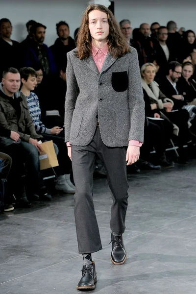 Look 46